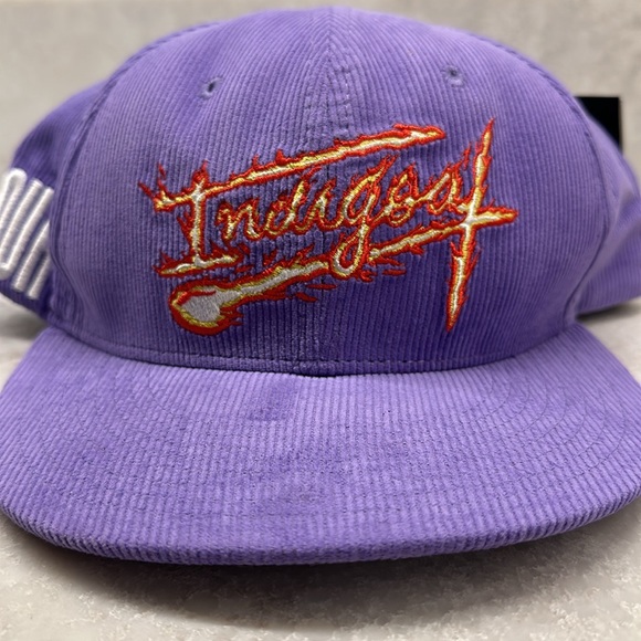 This is a special edition hat made for Chris Brown’s tour - Picture 7 of 7